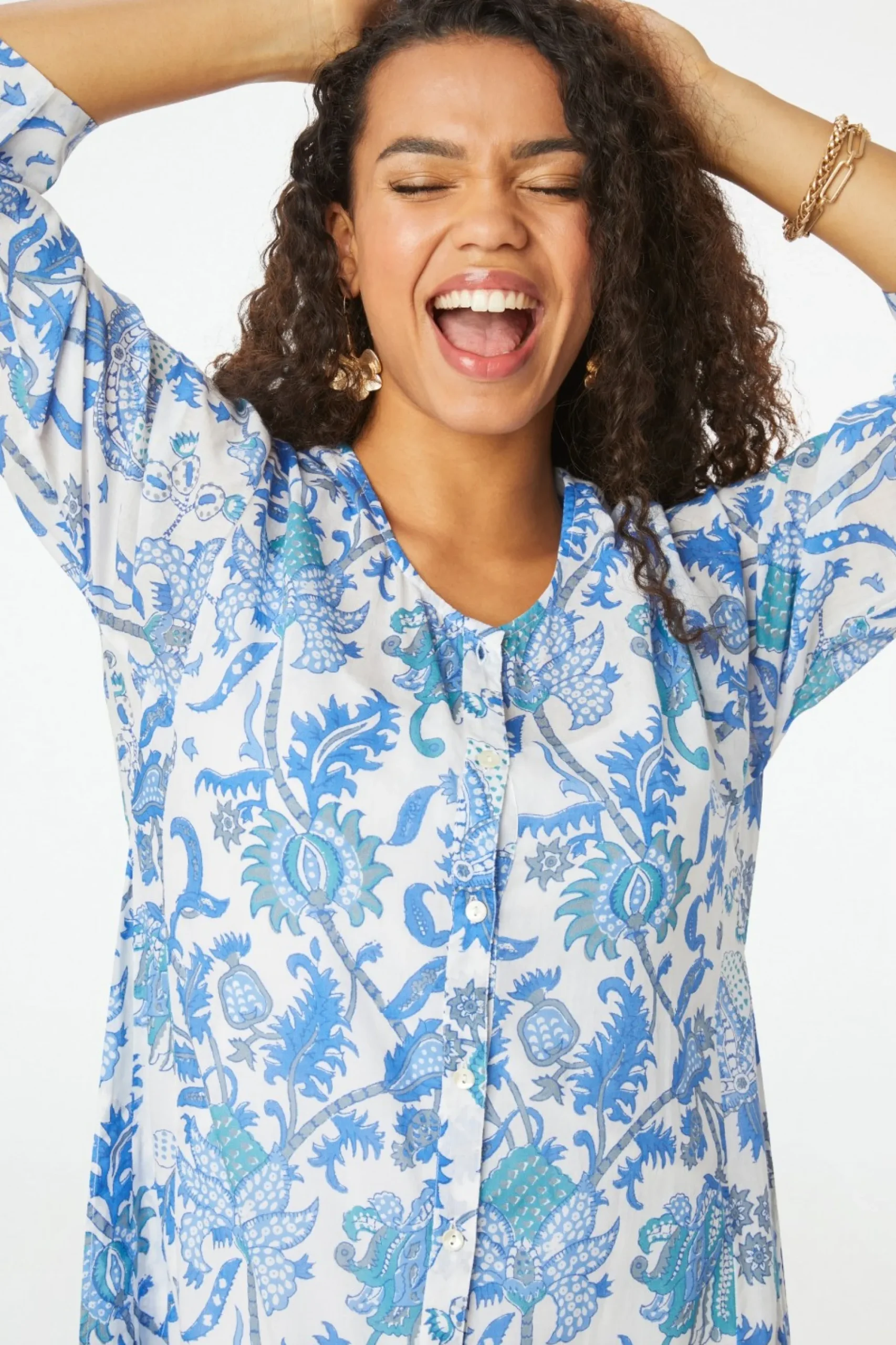 Women Roller Rabbit Tunics & Kurtas | Aanda Anu ong Kurta