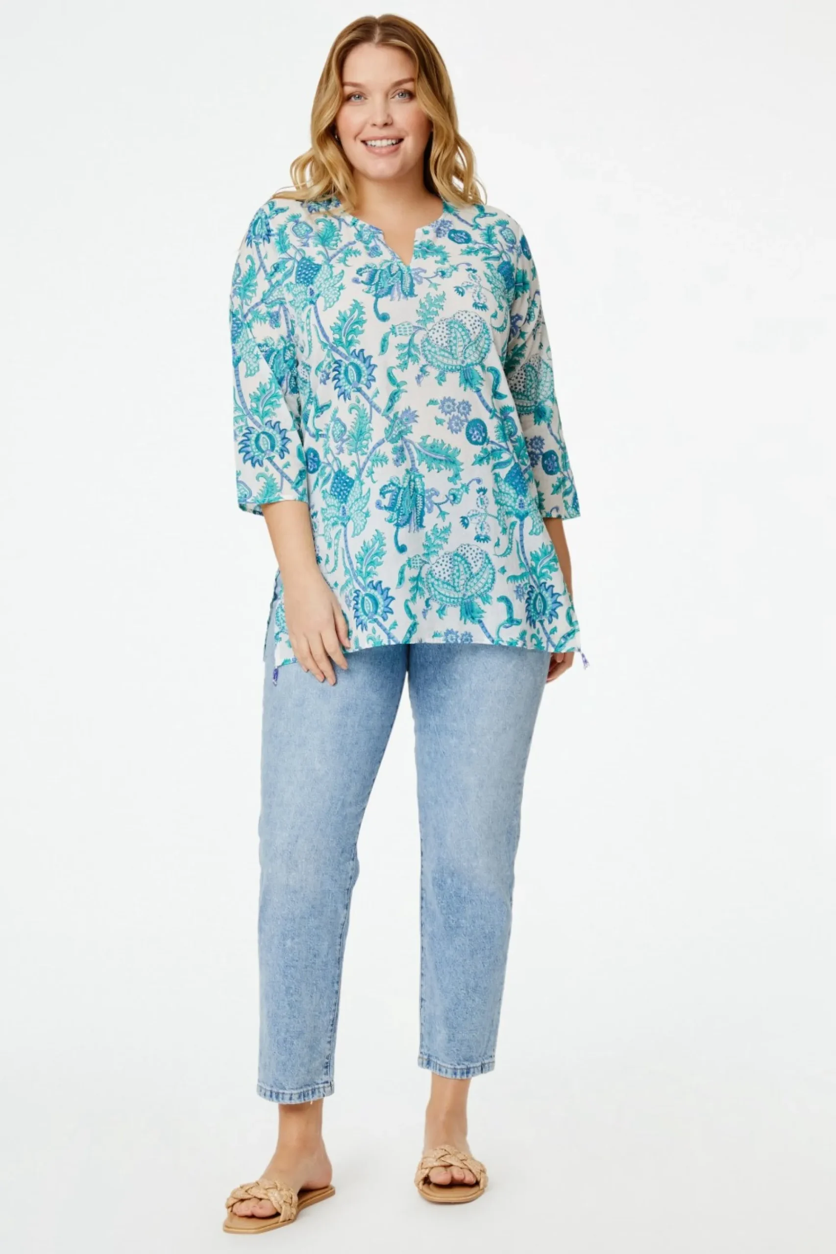 Women Roller Rabbit Tunics & Kurtas | Aanda Kurta