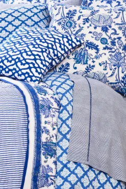 Roller Rabbit Quilts & Duvets | Amanda Quilt